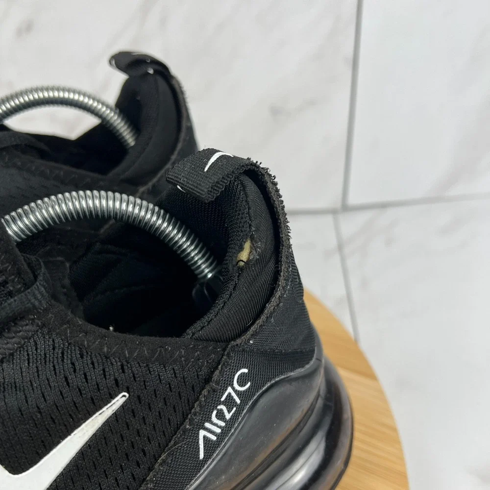 Nike Air Max 270 Mens Size 10 Black White Running Sneakers Shoes AH8050-002